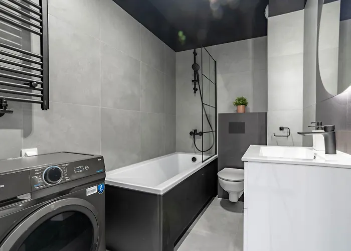 Wrocapartments Westcenter - Parking Free Appartamento Breslavia