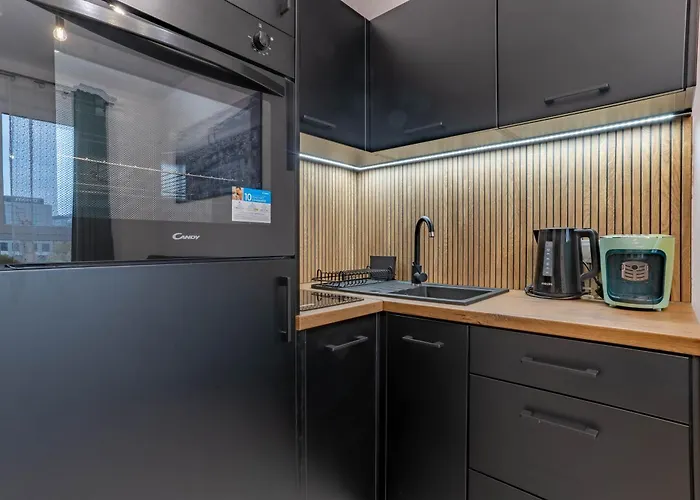 Wrocapartments Westcenter - Parking Free Apartamento Breslavia